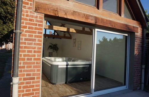 Longchamps House | The Norman Vexin getaway - Typical Norman country house - Jacuzzi