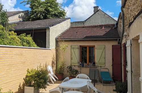 Sonchamp House | The patio at Sonchamp