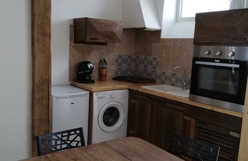 Neuville-sur-Ailette House | The pigeon fancier's house