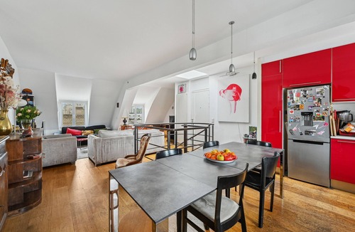 Quartier Sainte-Marguerite Apartment | The Spiral Centrepiece, by Veeve