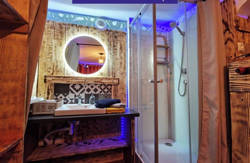 Crecy-en-Brie Apartment | Thematic Apartments - Near Disneyland