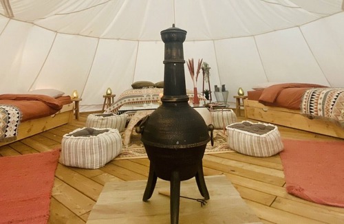 Ecurie Cabin | Tipi 8 places for unusual night