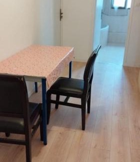 Noisiel Hostel | TONY House