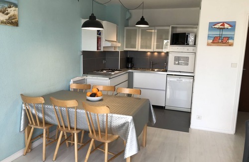 Le Touquet-Paris-Plage Apartment | Top floor apartment with south facing terrace close to the center
