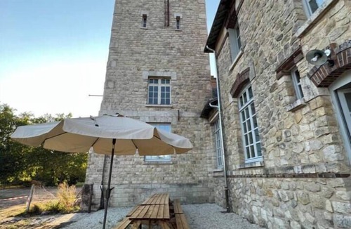 Lorris House | Tour du Bignon 30 beds 2 gites 15