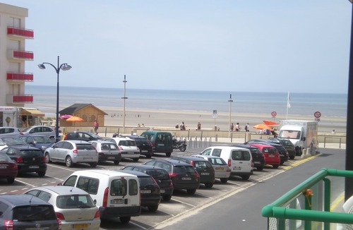 Sainte-Cecile-Plage Apartment | Tourist apartment by the sea, Private parking, South facing balcony sea view
