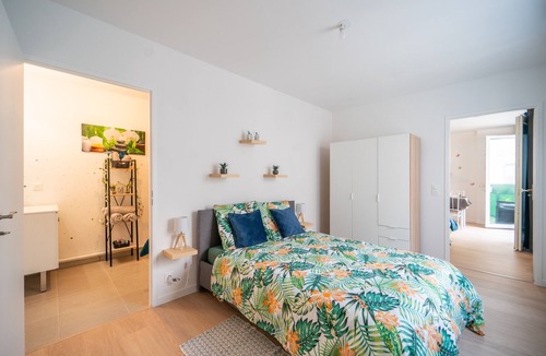 Plateau — Pyramide Apartment | Tropicana - Appt avec terrasse et parking
