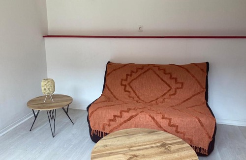 Dieppe Apartment | Tupai