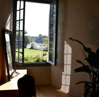 Saincaize-Meauce House | Un château en Bourgogne