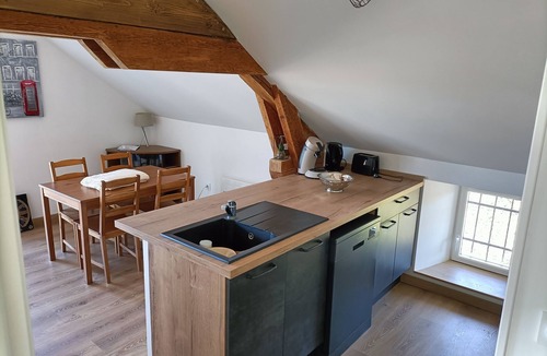 La Cavalerie Apartment | Une vue Exceptionnelle sur La Cavalerie! Pour une Famille de 4 ou 2 Couples