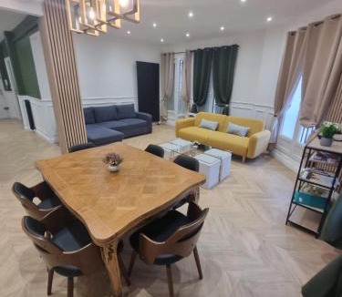 Beauvais Apartment | Urban Nest