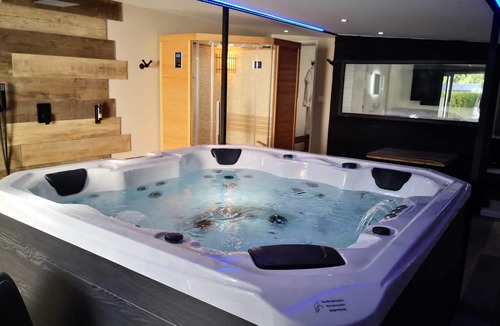 Saint-Martin-Boulogne Condo | V&Spa chambre d'hôtes avec spa et sauna privatifs