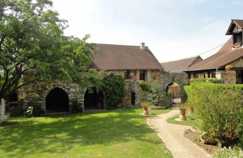 Saint-Etienne-sous-Bailleul House | Vacation home Normandy "les voûtes 2 stars