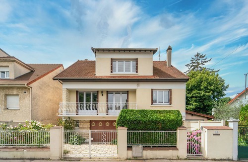 Aulnay-sous-Bois Villa | Villa 8 Chambres/15 Lits - 20 min Paris Centre