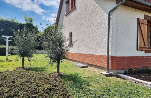 Eu Villa | Villa aux Oliviers *, 5 minutes from the sea!