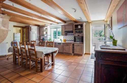 Mereville House | Villa Carpe Diem