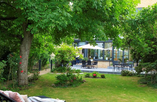Bourbourg House | Villa des Berges - 7 Chambres et 6 Salles de bain