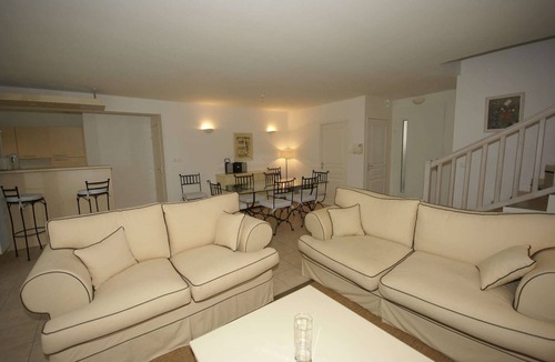 Pont-de-Larn Villa | Villa in Mazamet with Private Pool