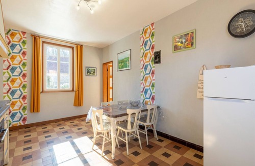 Wimille House | Villa les Aubépines in Wimille with garden