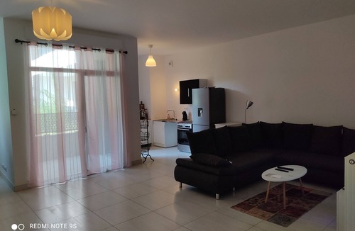 Cergy Apartment | Ville Nature