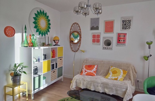 Esbly Apartment | Vintage, 10 min from Disney and 30 min from Paris