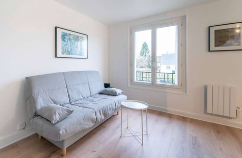 Port-Aviation Apartment | ViryZen 30 minutes from Paris
