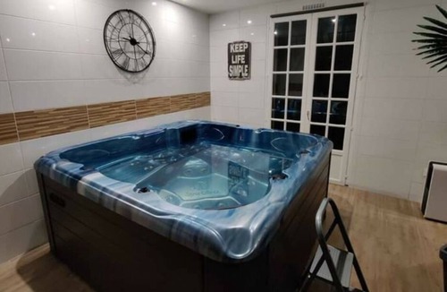 Cauffry House | Vitospa 60