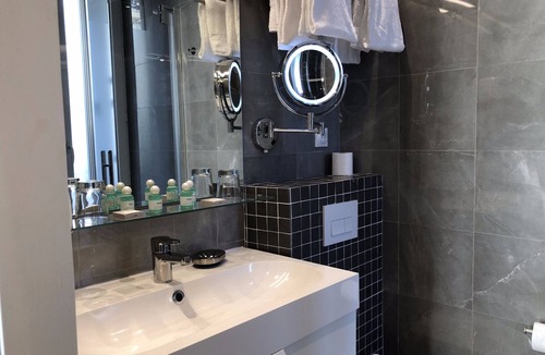Bel-Air Nord Apartment | Voûte 302