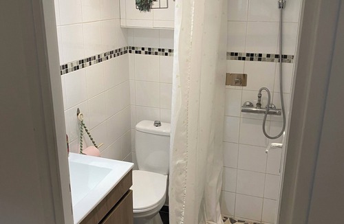 Drancy Condo | Vrbo Property