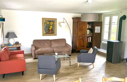 Saint-Mard House | Vrbo Property