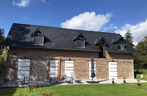Equemauville Cottage | Warm and luminous cottage: La laiterie
