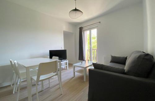 Epinay-sur-Orge Apartment | Welcome Home