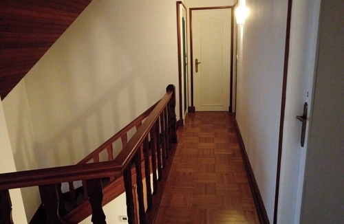 Carhaix-Plouguer House | Welcome to this charming room located at 32 avenue Victor Hugo.