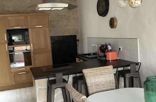 Juziers House | Whole house 4 * of 240 m2 near Paris, balneo, equipped garden, wifi
