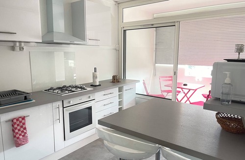 Saint-Priest House | Your perfect cocoon 9 min from Eurexpo and 14 min from Groupama