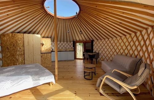 Saint-Beauzely Cabin | Yurt with SPA in the heart of nature!