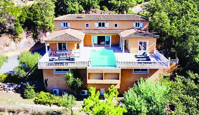 Bastide Provençale au Cœur du Massif de L'esterel