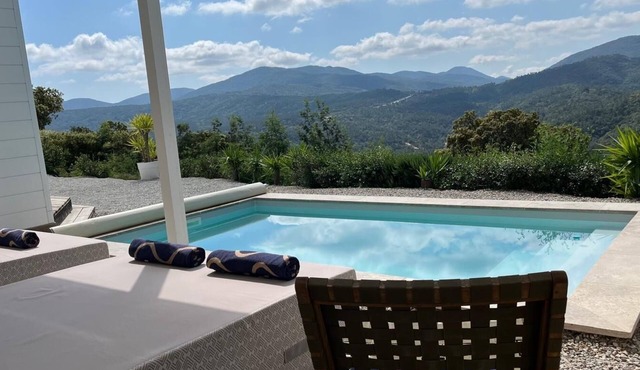 Pool House & Beds & Bar/Golf de St-Tropez