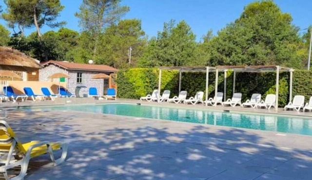 ZEcamping 3* toboggans piscine chiens acceptés locatif 25m2 4 pers