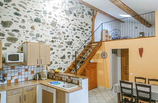 2 bedroom accommodation in Berlou