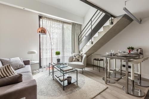 Loft Duplex Convention 