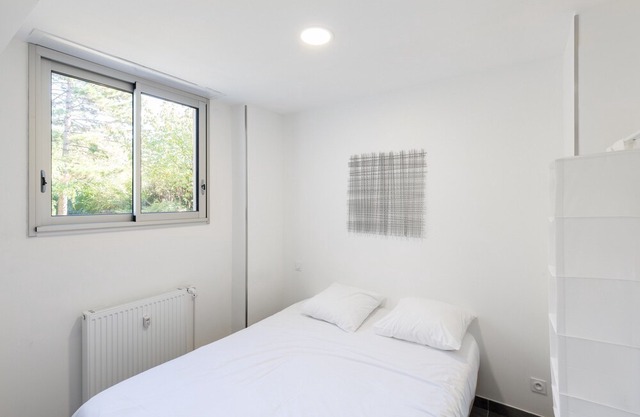 Chabaud 51 - 2 Bedroom Apartment Parking Reims I Stays