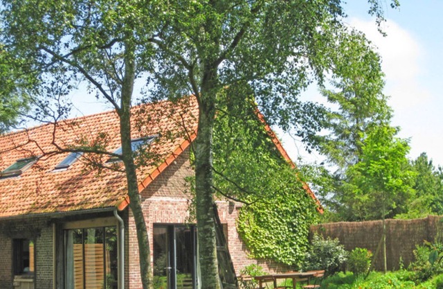 Ambrumesnil Persons 