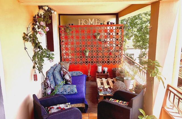 Large bright apartment with terrace