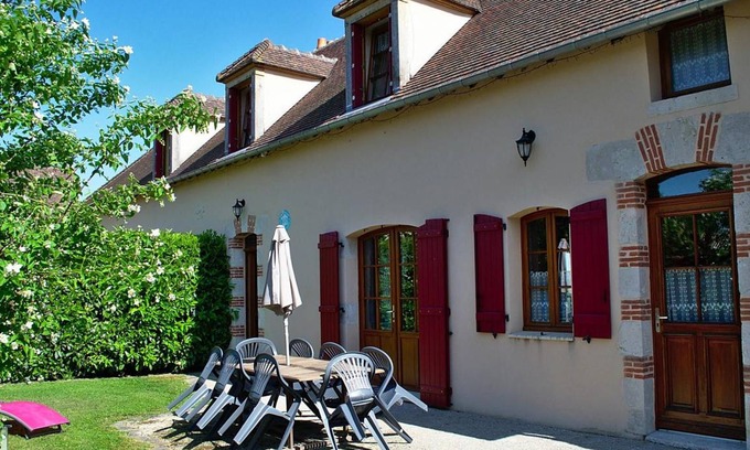 Lorcy Cottage | 100 m² Cabin ∙ 2 bedrooms ∙ 5 guests