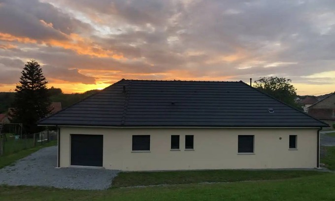 La Brionne House | 100 m² House ∙ 3 bedrooms ∙ 6 guests