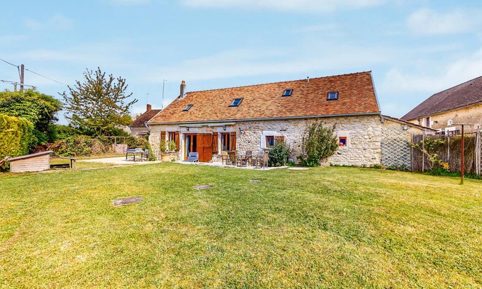 Lainsecq House | 100 m² House ∙ 3 bedrooms ∙ 8 guests