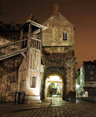 La Riviere-Saint-Sauveur House | 110 m² House ∙ 3 bedrooms ∙ 6 guests