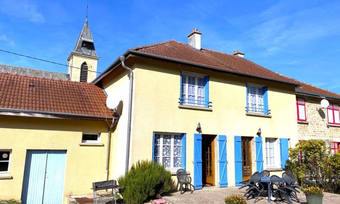 Malandry House | 115 m² Gîte ∙ 3 bedrooms ∙ 6 guests