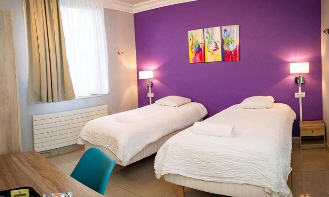 Villeneuve-Saint-Georges Apartment | 120 m² Serviced apartment ∙ 5 bedrooms ∙ 9 guests